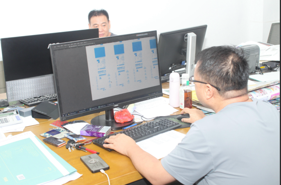 Professional team dedicated to custom paper packaging solutions