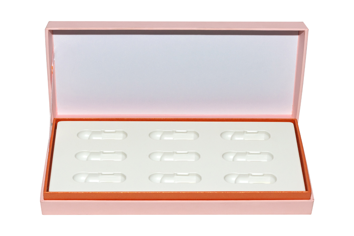 Eco-friendly cosmetic packaging made from recyclable paper materials